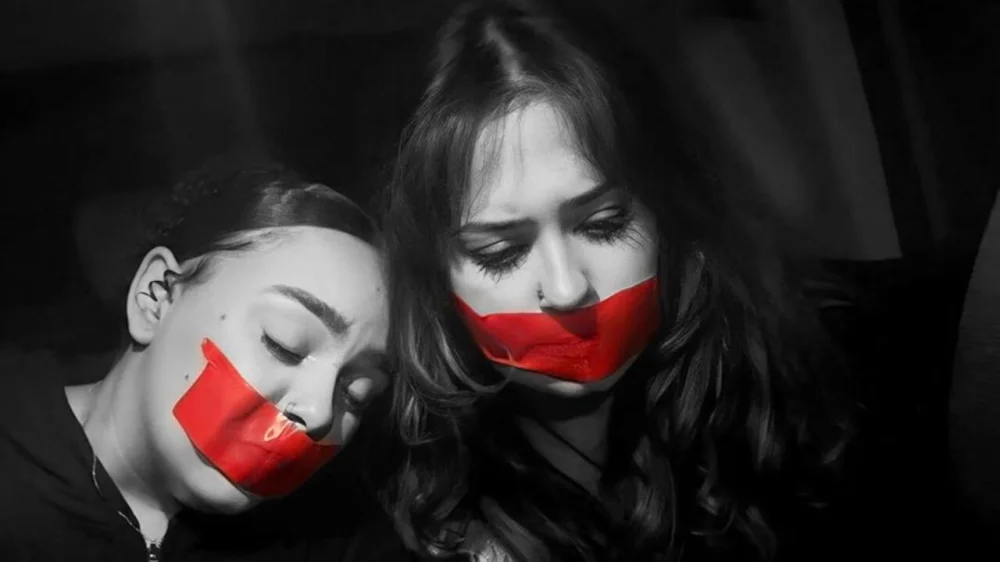 Assistir A Teenage Tragedy